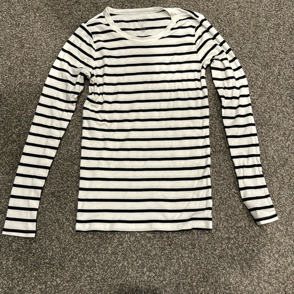 Gap L/S women’s t shirt size small. - Picture 1 of 3